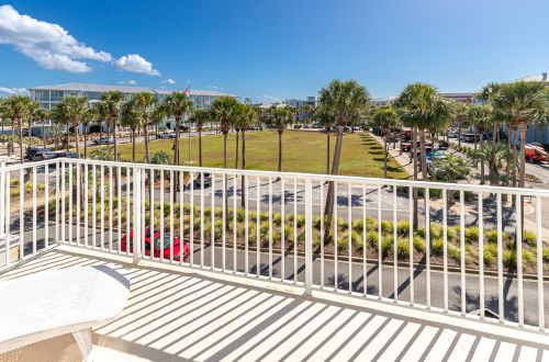 Gulf Place 1B