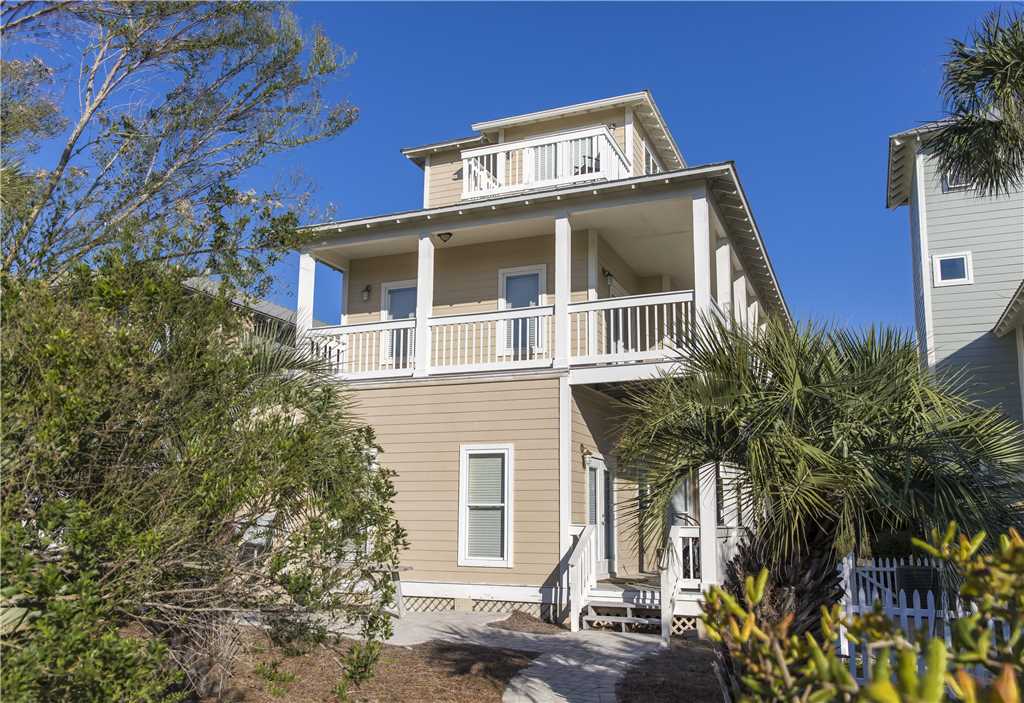 Exterior view of this luxury Dune Allen rental home.